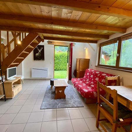 Grenier Savoyard Villa Verchaix Bagian luar foto