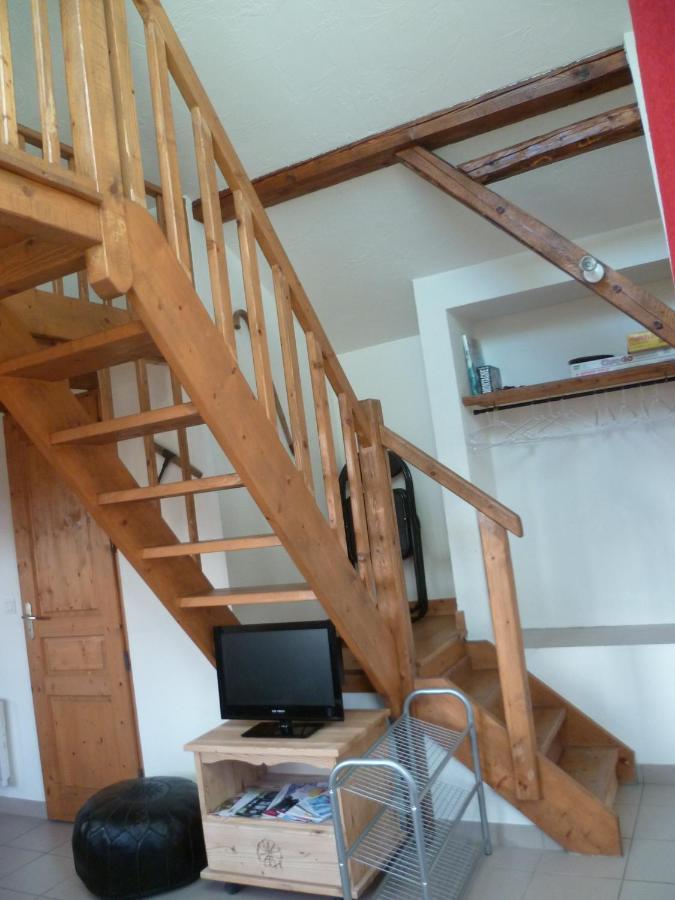 Grenier Savoyard Villa Verchaix Bagian luar foto