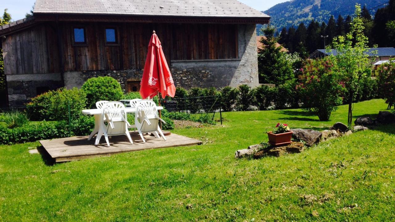 Grenier Savoyard Villa Verchaix Bagian luar foto